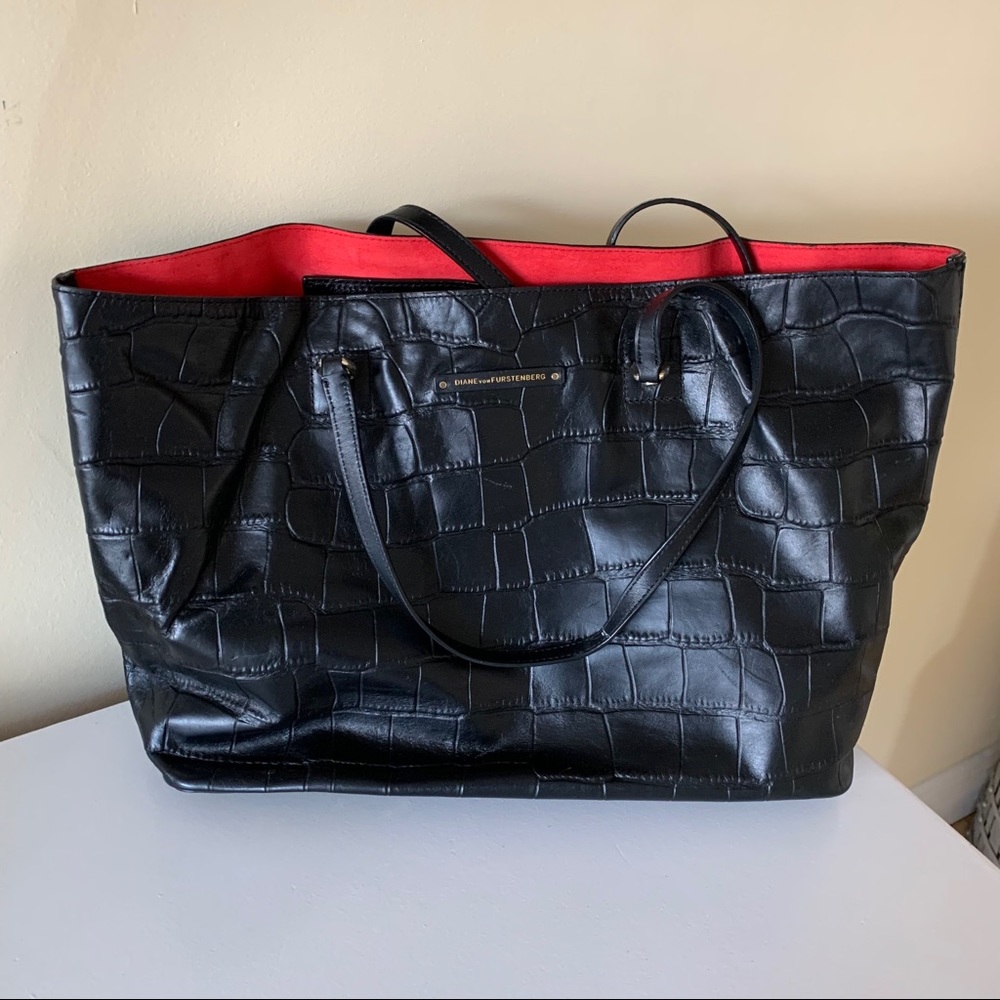Diane Von Furstenberg tote